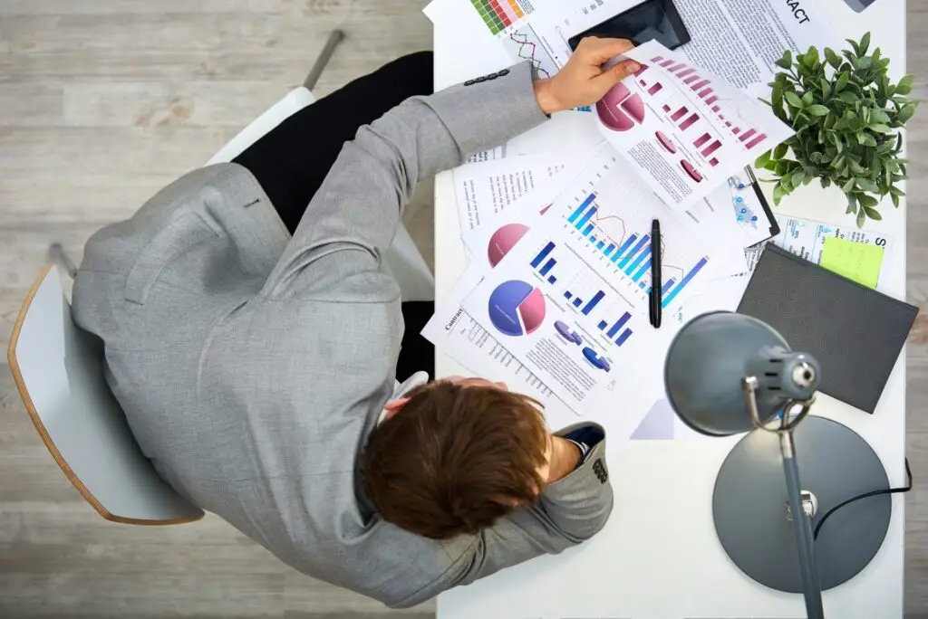 Analyzing Statistic Data