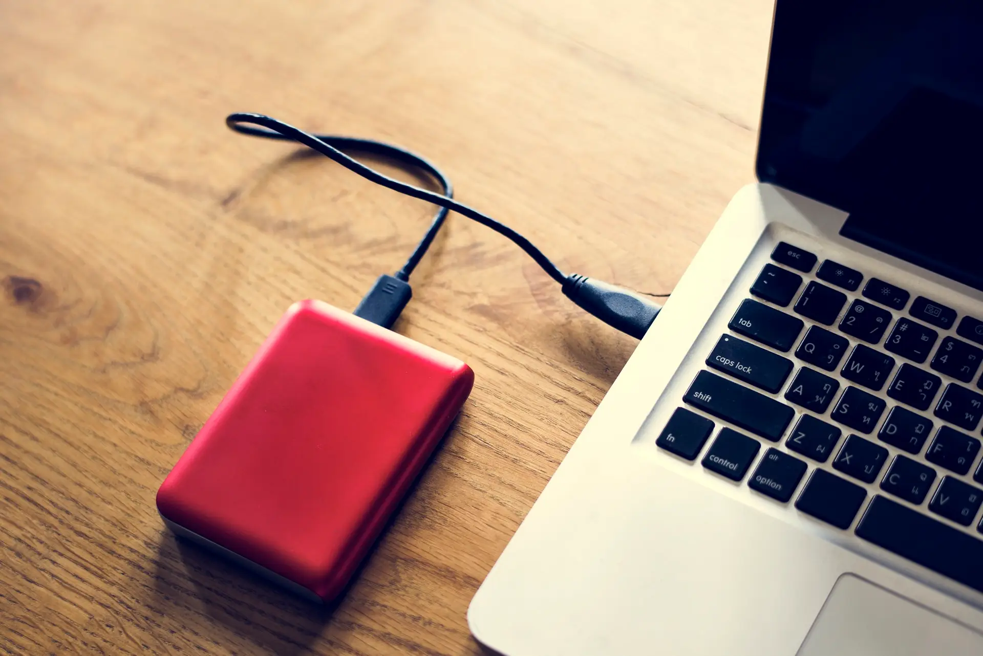 External Hard disk drive connect to laptop