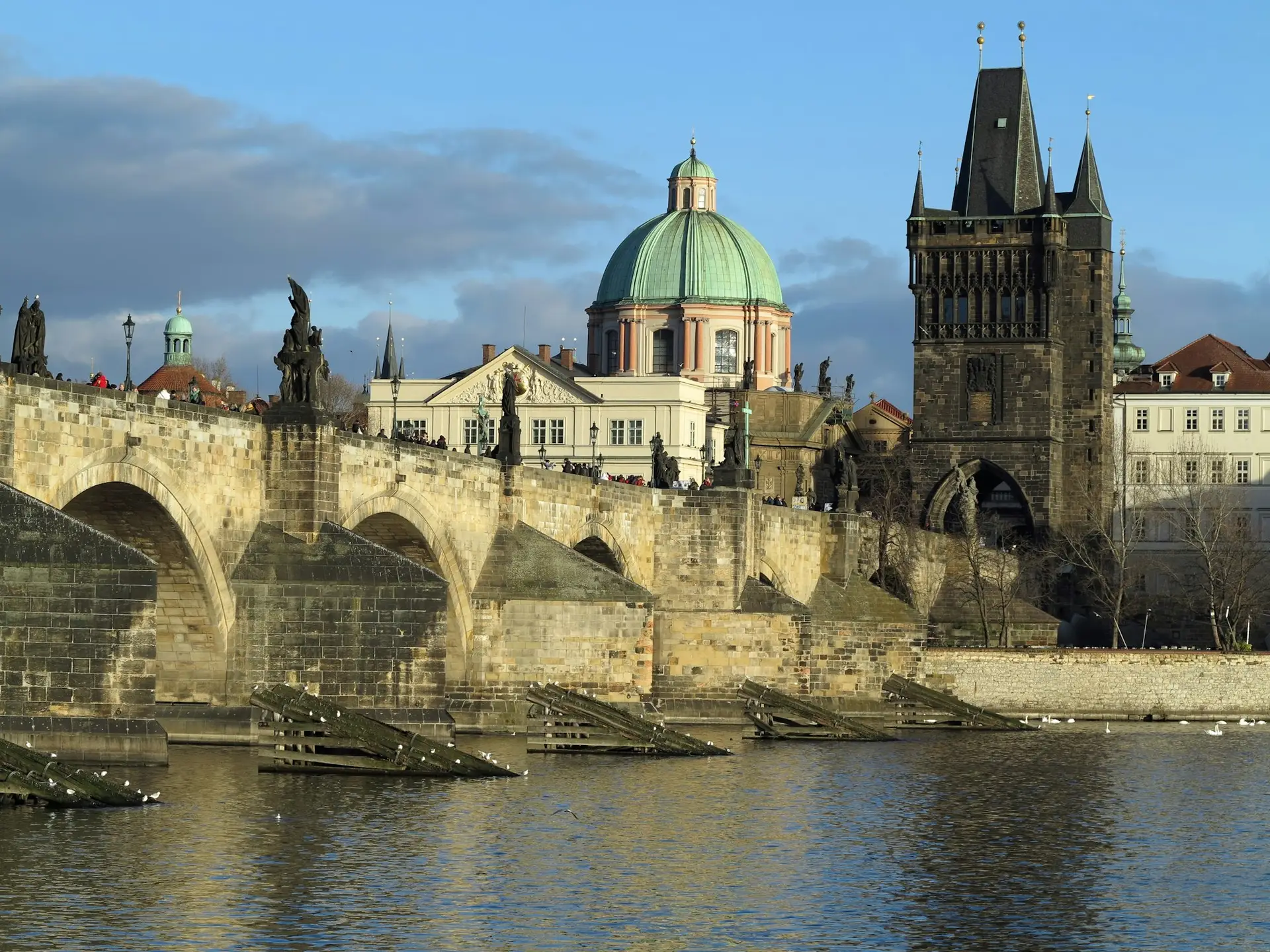 Twaalf tips voor inspiratie om te bloggen 4 Charles bridge and Old Town Tower